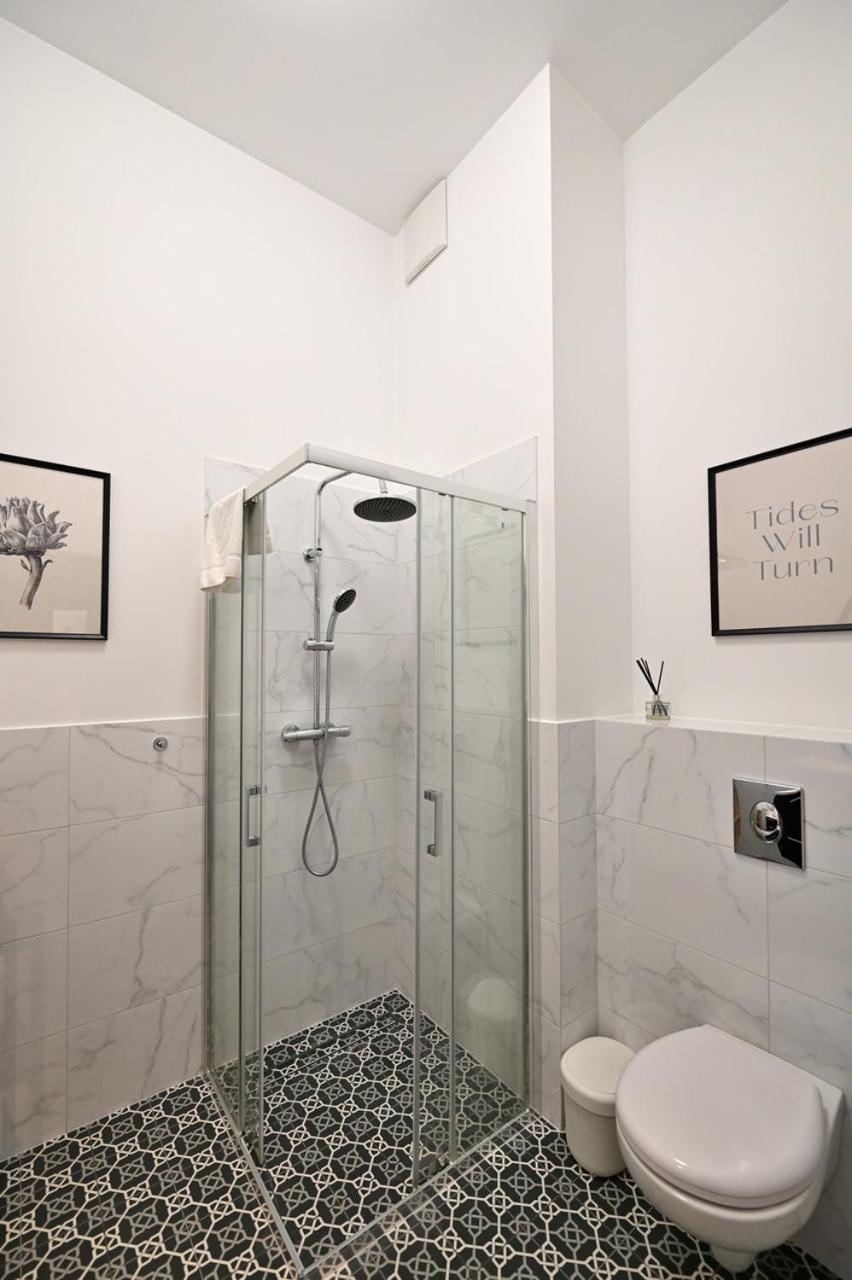 Live & Travel Apartments Waterlane Vintage Gdansk Luaran gambar
