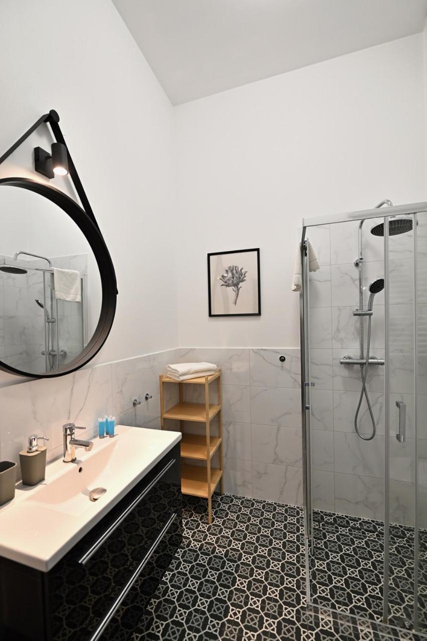 Live & Travel Apartments Waterlane Vintage Gdansk Luaran gambar